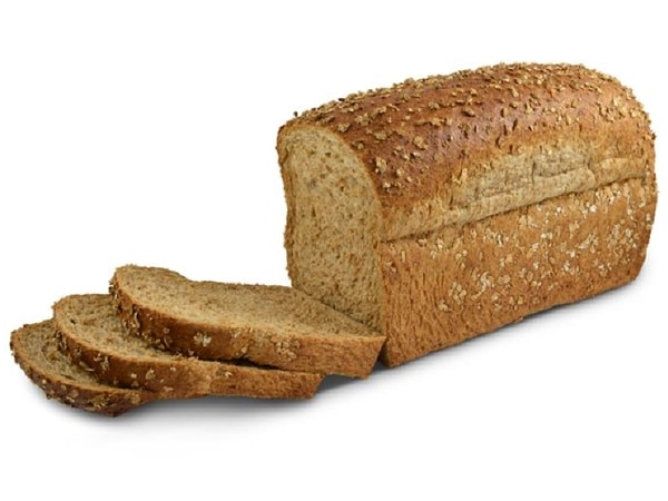 Gesneden gelderse hoog volkoren brood heel