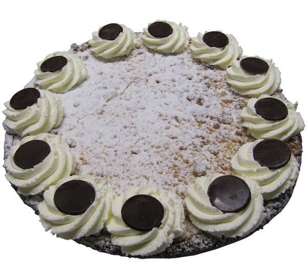 Kersen-kruimelvlaai met slagroom - heel