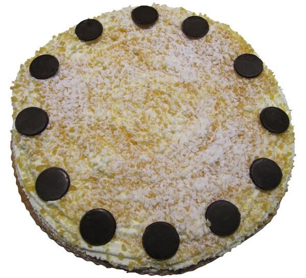 Roomvlaai met slagroom - heel